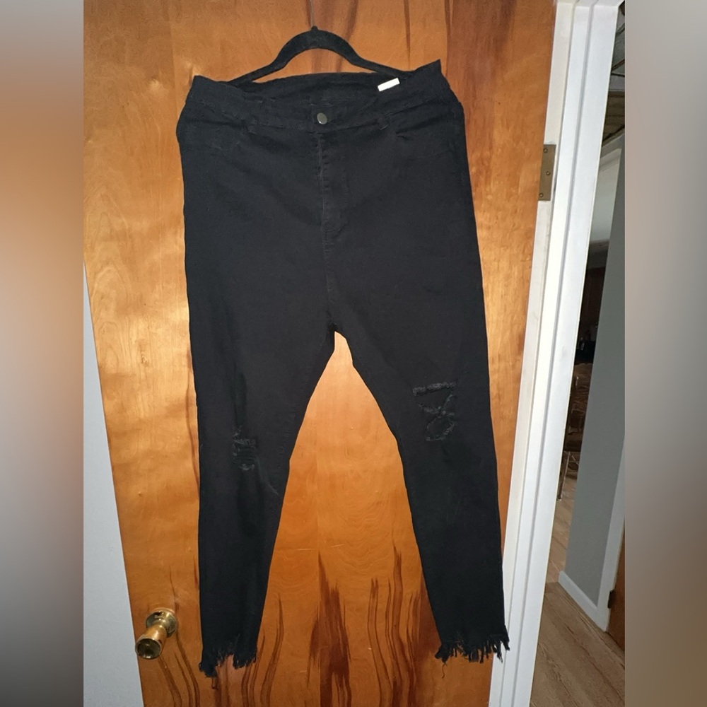 Black skinny jeans